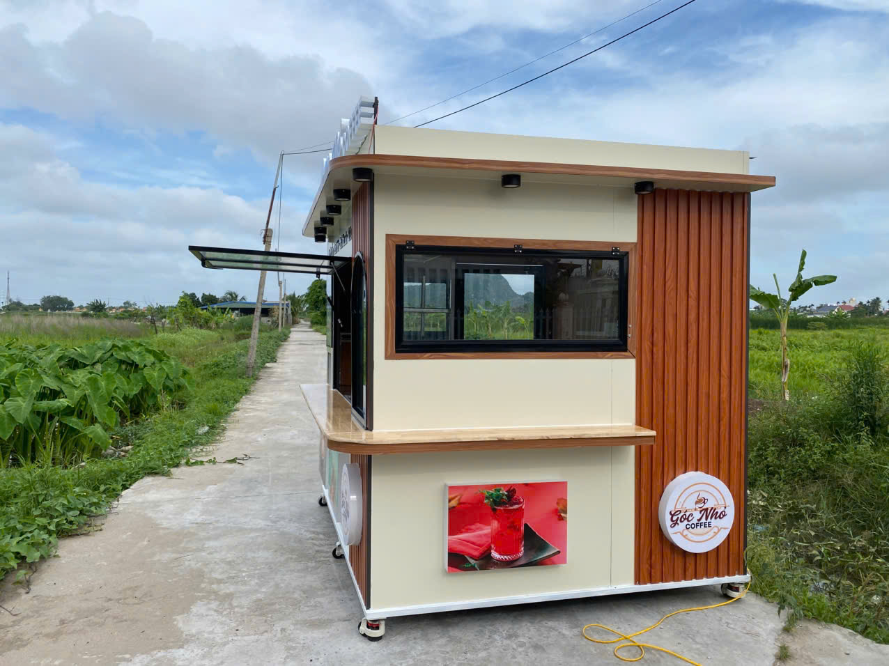 xe điện bán hàng/